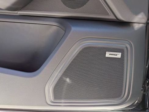 Certified 2026 Porsche Macan AWD/4WD image 15