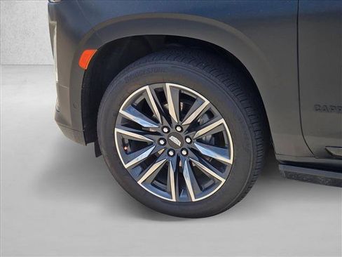 Used 2021 Cadillac Escalade Sport w/ Driver Assist Tech Package AWD/4WD image 25