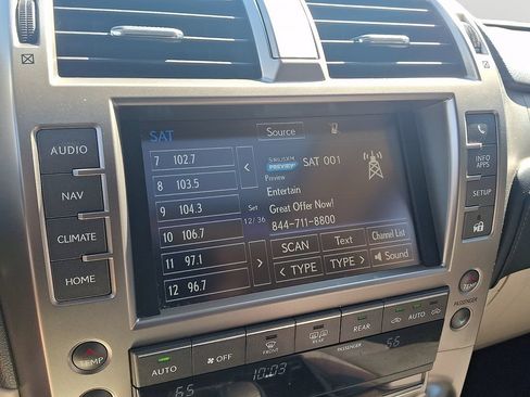 Used 2020 Lexus GX 460 Premium AWD/4WD image 20
