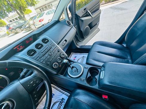 Used 2010 MAZDA CX-7 i Sport w/ Convenience Pkg image 16