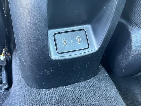 Used 2025 Hyundai Elantra Sport FWD image 22