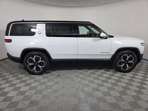 Used 2024 Rivian R1S Adventure AWD/4WD image 6