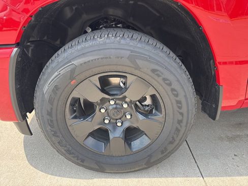 New 2025 RAM 1500 Tradesman w/ Night Edition image 4