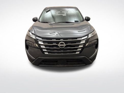 Used 2024 Nissan Rogue S image 2