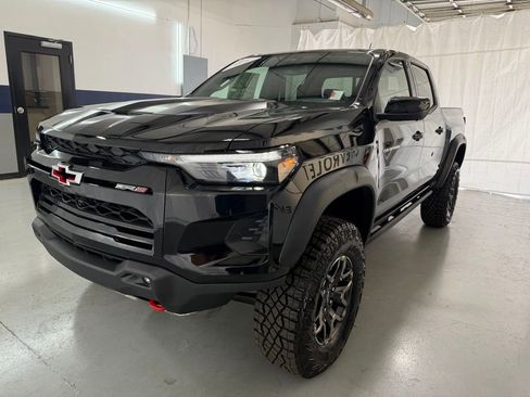 New 2026 Chevrolet Colorado ZR2 w/ Technology Package AWD/4WD image 35