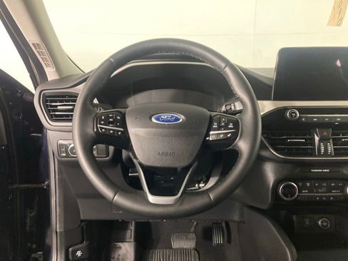 Used 2021 Ford Escape SEL w/ Equipment Group 302A image 8
