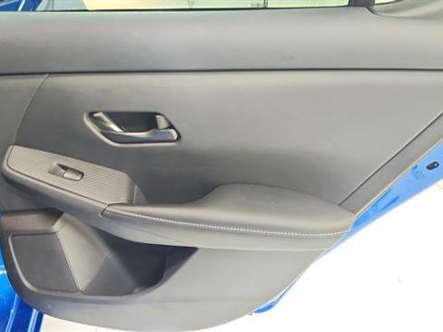 Used 2025 Nissan Sentra SV w/ Trunk Package image 30