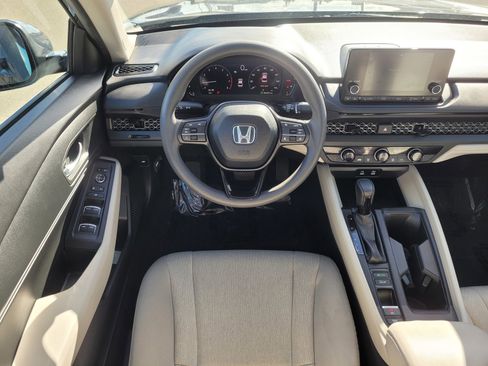 Certified 2025 Honda Accord LX image 14