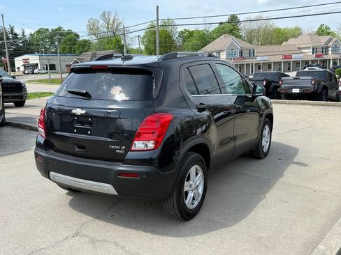 Used 2016 Chevrolet Trax LT w/ LT Convenience Package image 6