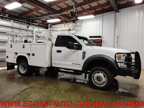 Used 2021 Ford F550 4x4 Regular Cab Super Duty image 2