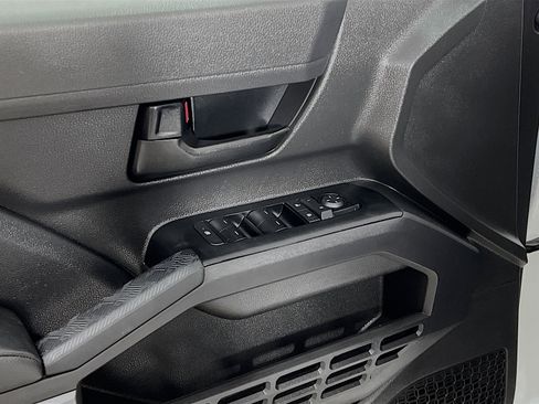 Used 2025 Toyota Tacoma SR5 image 17