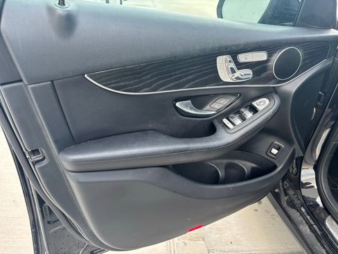Used 2018 Mercedes-Benz GLC 300 image 9