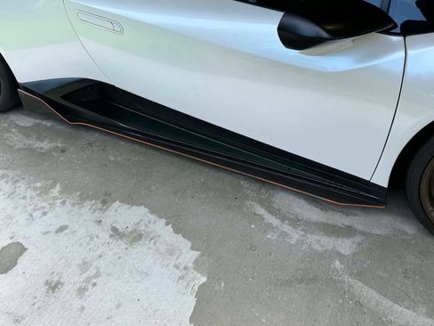 Used 2017 Lamborghini Huracan LP 580-2 RWD image 12