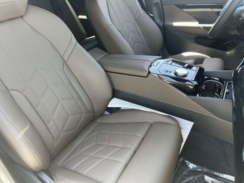 New 2025 BMW 530i image 11