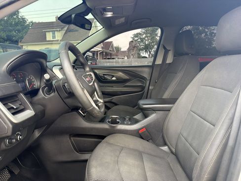 Used 2022 GMC Terrain SLE w/ Driver Convenience Package AWD/4WD image 11