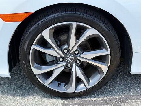 Used 2020 Honda Civic Touring image 10