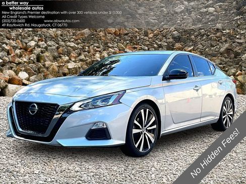 Used 2022 Nissan Altima 2.5 SR FWD image 1