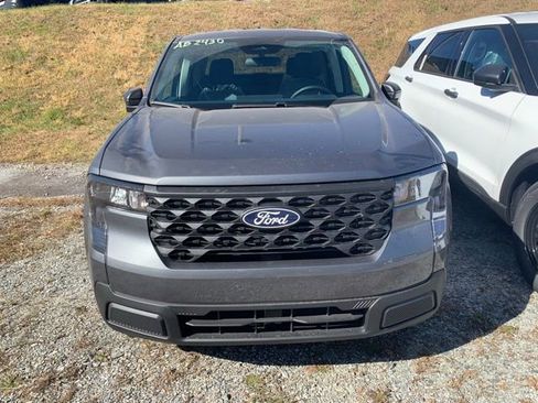 New 2025 Ford Maverick XL image 7