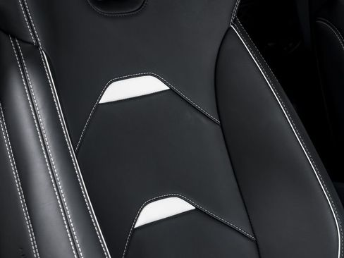 Used 2020 Lamborghini Huracan EVO RWD image 36