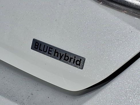 Certified 2025 Hyundai Elantra Blue w/ Cargo Package image 30