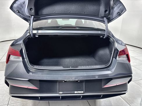 Certified 2025 Hyundai Elantra SEL w/ Cargo Package FWD image 21