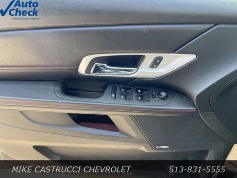 Used 2015 GMC Terrain SLE image 11