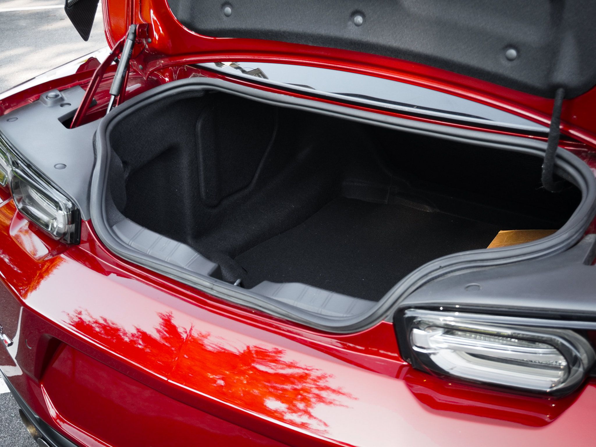 Used 2021 Chevrolet Camaro ZL1 RWD image 30