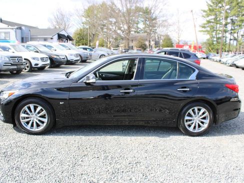 Used 2015 INFINITI Q50 Premium w/ Navigation Package AWD/4WD image 10