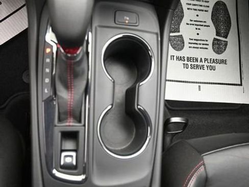 Used 2023 Chevrolet Equinox RS w/ RS Leather Package AWD/4WD image 15