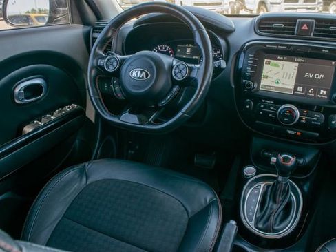 Used 2018 Kia Soul ! w/ Tech Package image 19