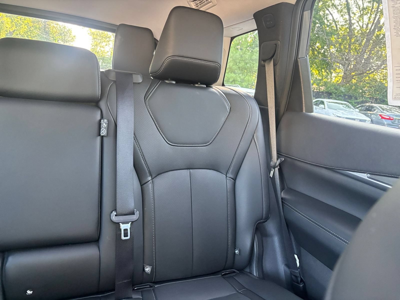 Used 2026 INFINITI QX60 Luxe FWD image 41