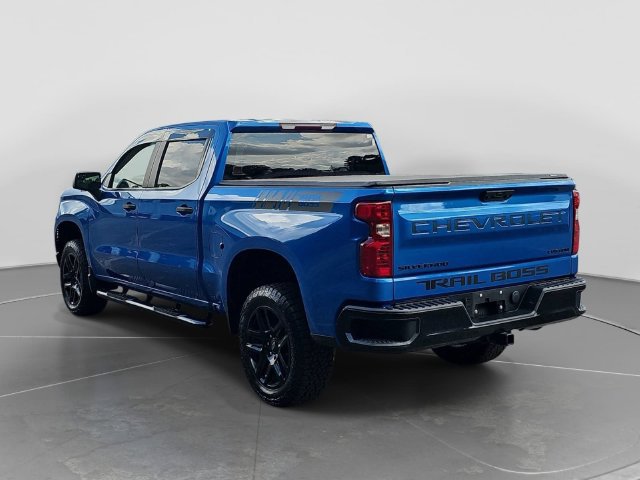 Used 2022 Chevrolet Silverado 1500 Custom Trail Boss w/ LPO, Dark Essentials Package AWD/4WD image 6