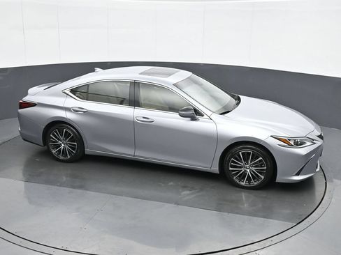 Used 2023 Lexus ES 350 w/ Premium Package FWD image 24