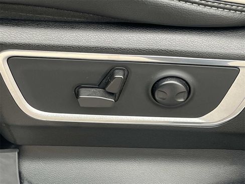 Used 2022 RAM 1500 Laramie w/ Sport Appearance Package image 11