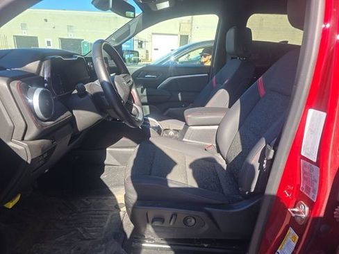 Used 2023 Chevrolet Colorado Z71 w/ Z71 Convenience Package 2 AWD/4WD image 7
