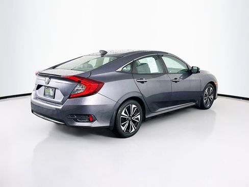Used 2017 Honda Civic EX-L image 9