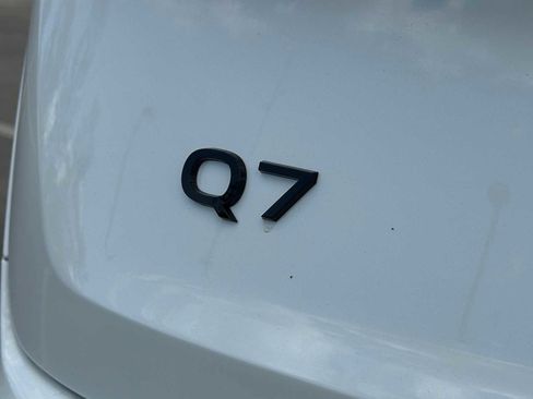 New 2025 Audi Q7 2.0T Premium image 14