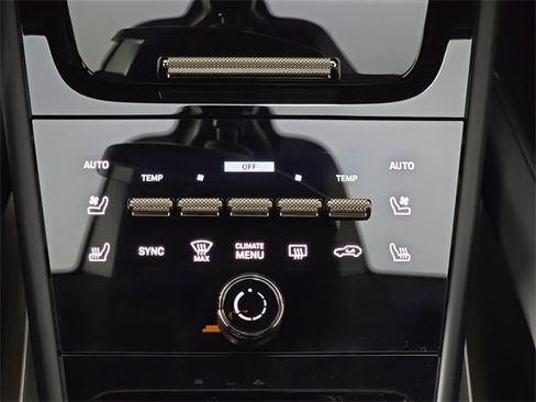 New 2025 Porsche Cayenne Turbo image 23