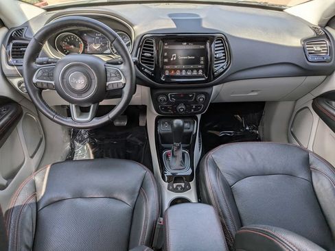Used 2018 Jeep Compass Limited w/ Safe & Security Group FWD image 24