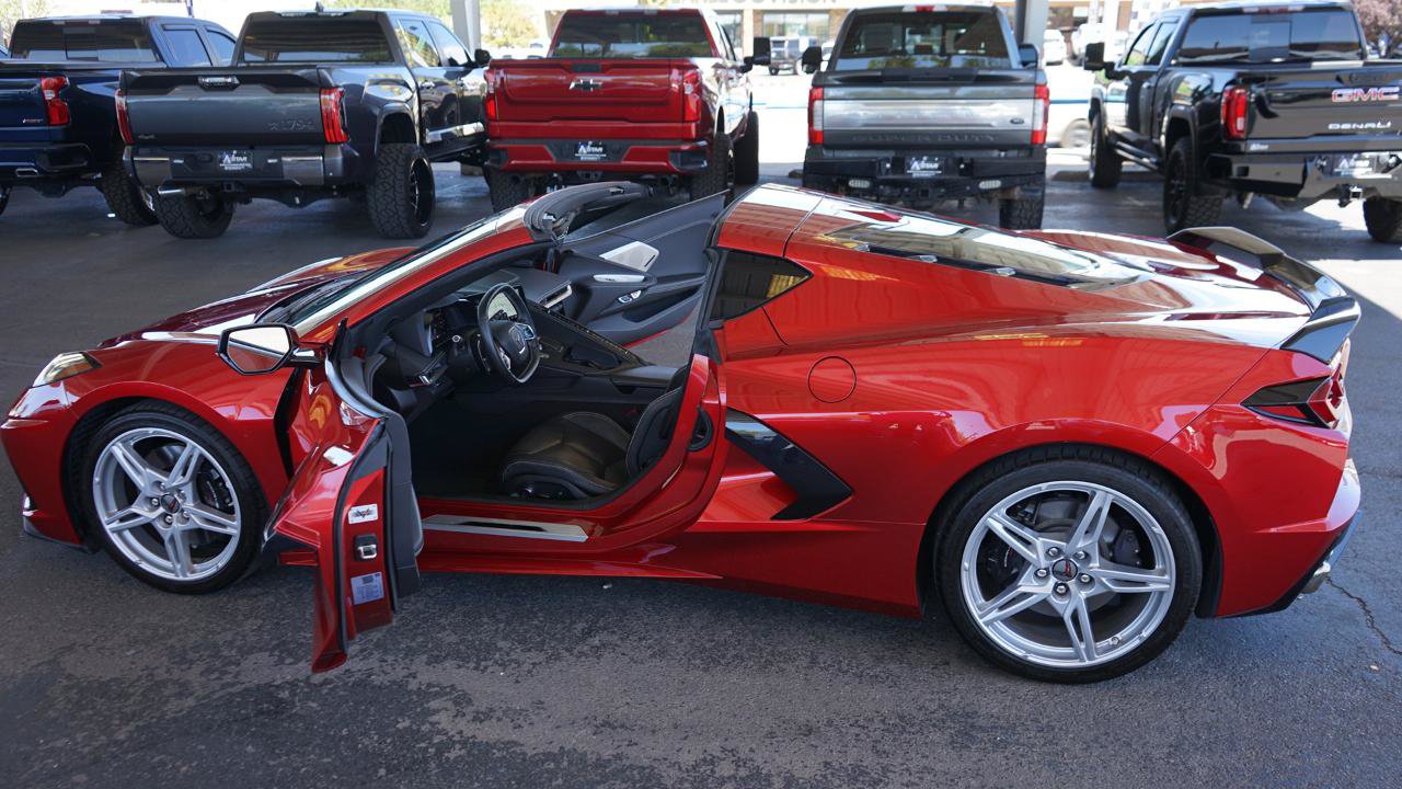 Used 2021 Chevrolet Corvette Stingray Preferred Cpe w/ Z51 Performance Package RWD image 22
