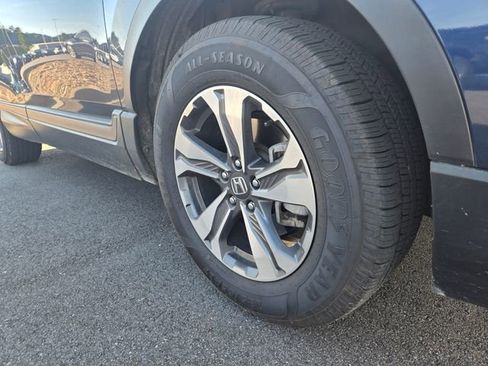 Used 2018 Honda CR-V LX image 3