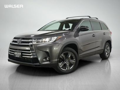Used 2019 Toyota Highlander Limited Platinum