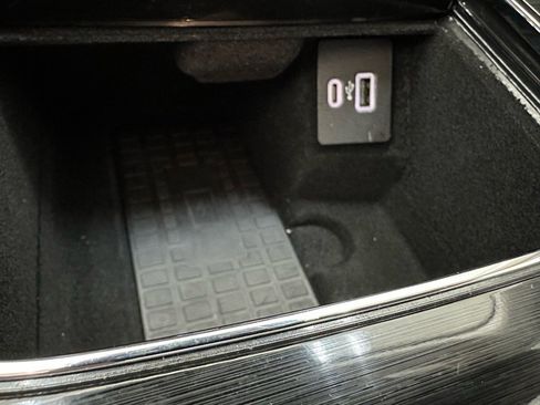 Used 2022 Lincoln Nautilus Reserve w/ Equipment Group 202A image 45