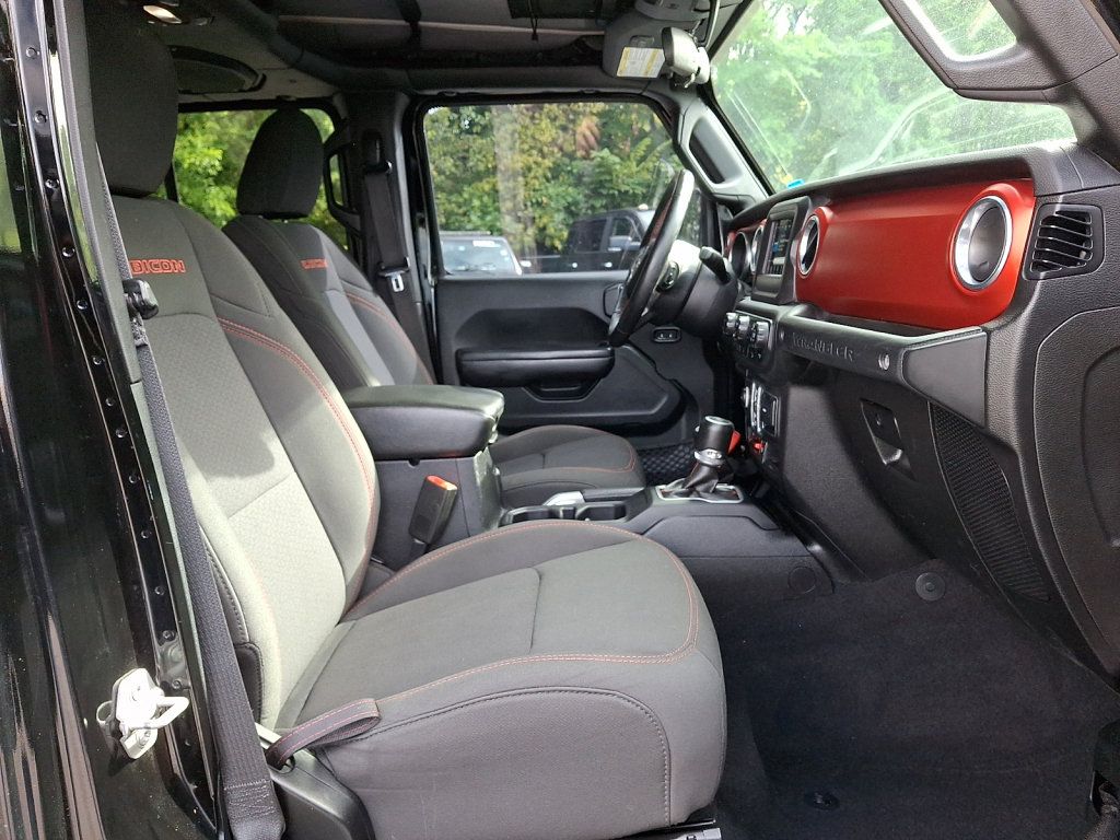 Used 2018 Jeep Wrangler Unlimited Rubicon w/ Cold Weather Group AWD/4WD image 12