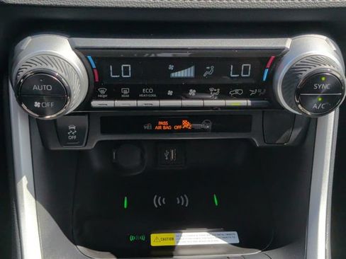 Used 2025 Toyota RAV4 XLE w/ Convenience Package AWD/4WD image 26