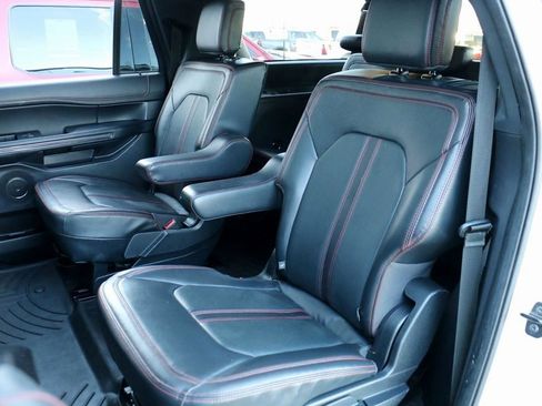 Used 2022 Ford Expedition Max Limited image 26
