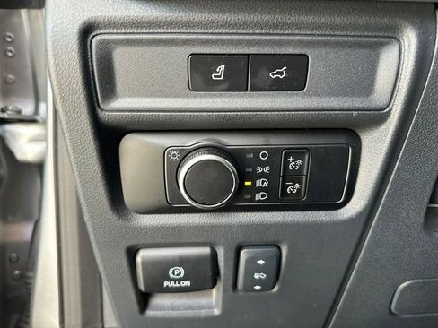 Certified 2024 Ford Expedition XLT RWD image 27