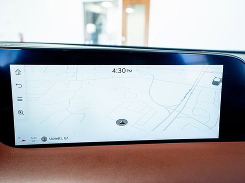 Used 2024 Genesis G90 3.5T image 45