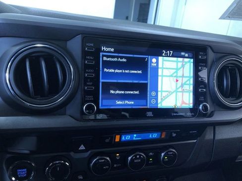 Certified 2023 Toyota Tacoma TRD Off-Road w/ TRD Premium Off Road Package AWD/4WD image 22