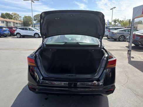 Used 2024 Nissan Altima 2.5 S FWD image 14